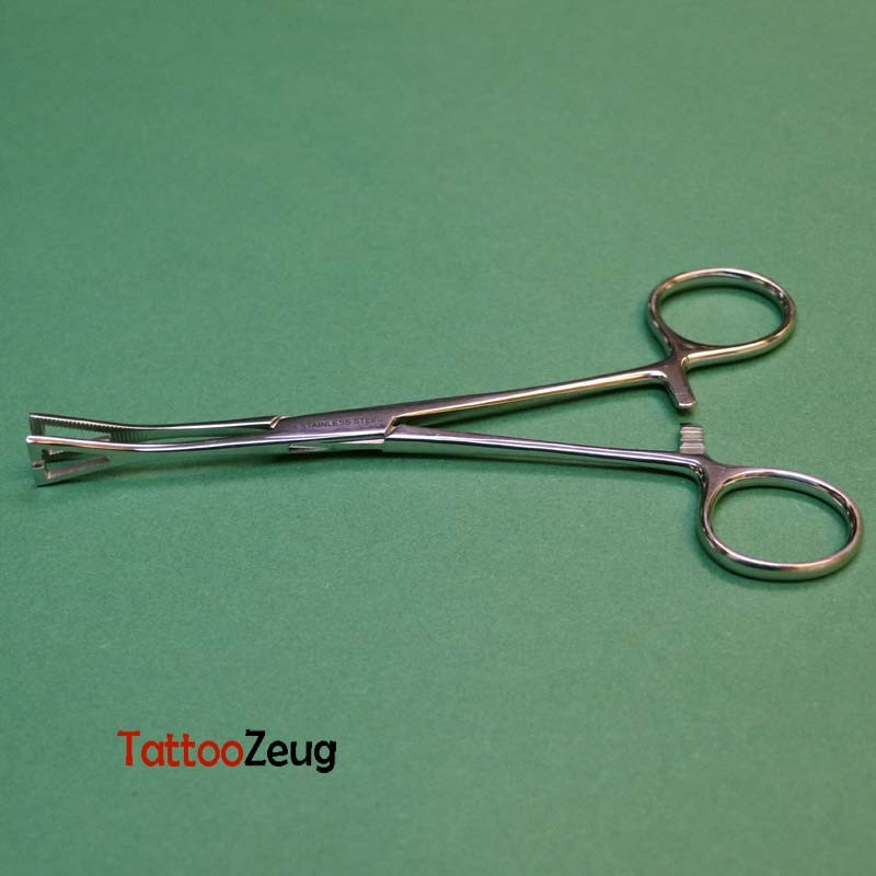 Pennington piercing pliers open 15.5 cm